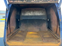 いすゞエルフパッカー車（塵芥車）小型（2t・3t）[写真16]