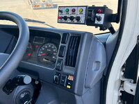 いすゞエルフパッカー車（塵芥車）小型（2t・3t）[写真33]