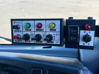 いすゞエルフパッカー車（塵芥車）小型（2t・3t）[写真34]