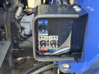 三菱ふそうファイタークレーン4段中型（4t）[写真13]