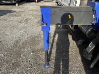 三菱ふそうファイタークレーン4段中型（4t）[写真25]