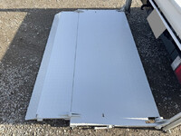 いすゞエルフ平ボディ小型（2t・3t）[写真11]