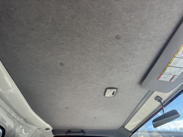 いすゞエルフ平ボディ小型（2t・3t）[写真14]