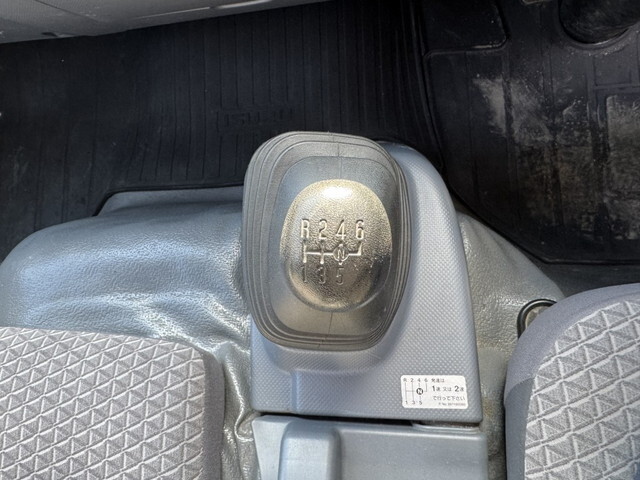 いすゞエルフ平ボディ小型（2t・3t）[写真19]