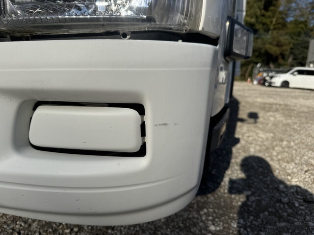 いすゞエルフ平ボディ小型（2t・3t）[写真38]