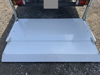 いすゞエルフ平ボディ小型（2t・3t）[写真10]