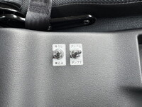 三菱ふそうファイターコンテナ専用車中型（4t）[写真13]