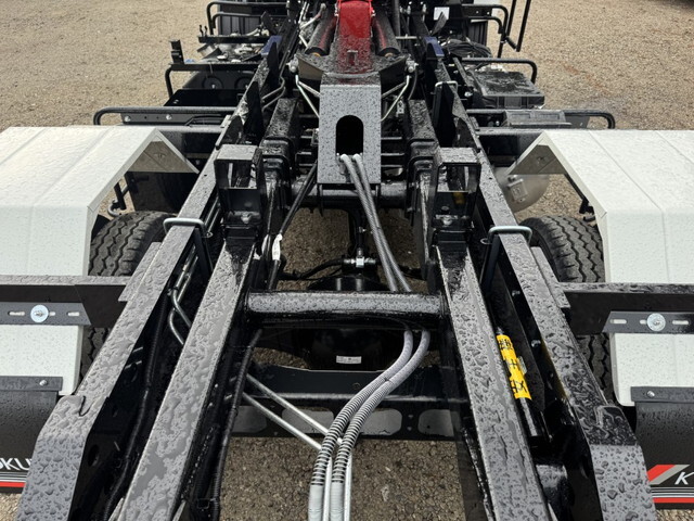 三菱ふそうファイターコンテナ専用車中型（4t）[写真19]