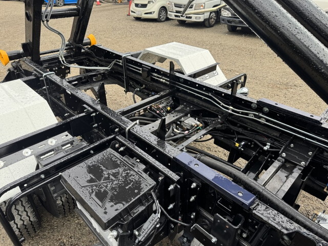 三菱ふそうファイターコンテナ専用車中型（4t）[写真24]