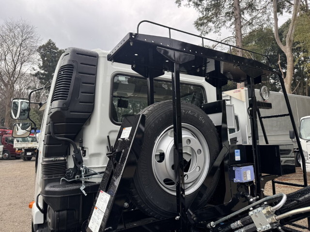 三菱ふそうファイターコンテナ専用車中型（4t）[写真31]