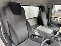 UDトラックスコンドルアルミウイング中型（4t）[写真12]