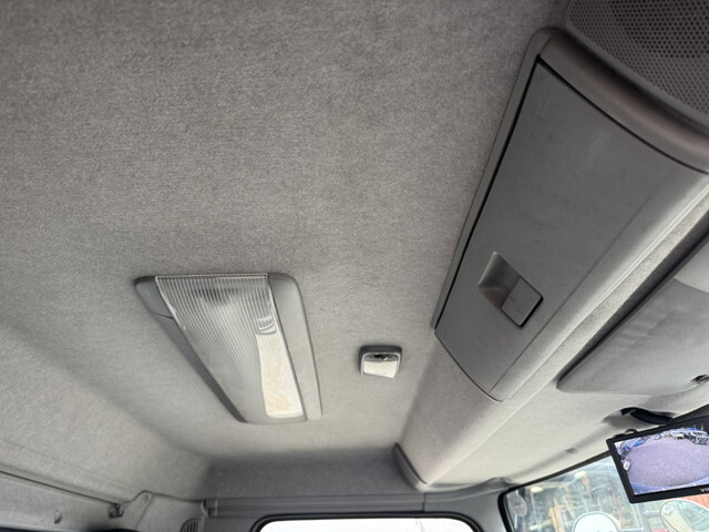 UDトラックスコンドルアルミウイング中型（4t）[写真12]