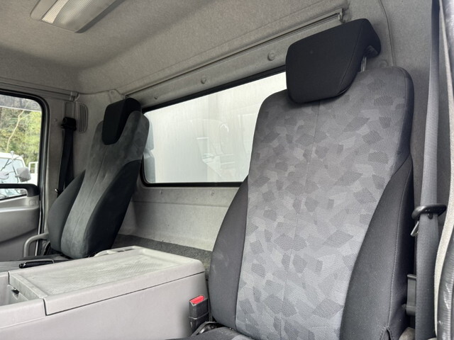 UDトラックスコンドルアルミウイング中型（4t）[写真16]