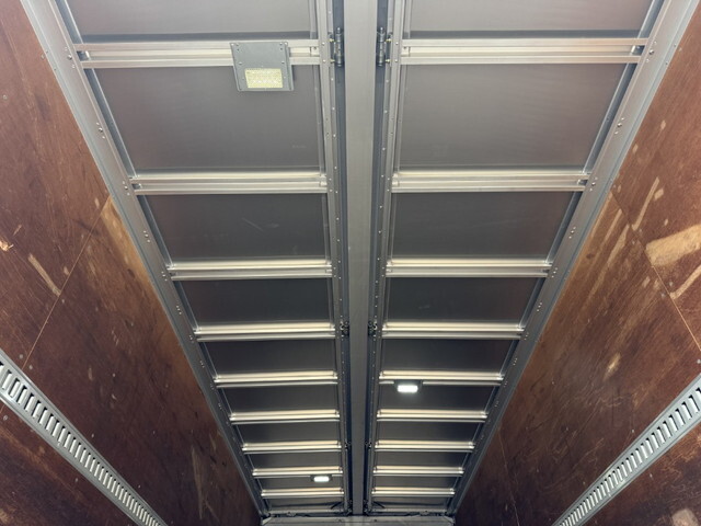 UDトラックスコンドルアルミウイング中型（4t）[写真20]