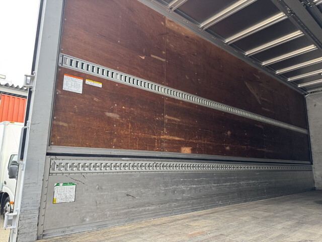 UDトラックスコンドルアルミウイング中型（4t）[写真22]