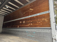 UDトラックスコンドルアルミウイング中型（4t）[写真24]