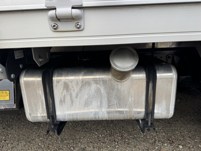 UDトラックスコンドルアルミウイング中型（4t）[写真27]