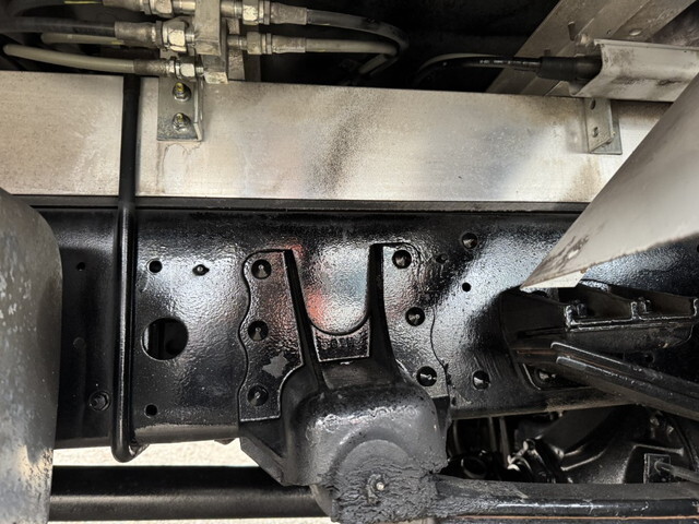 UDトラックスコンドルアルミウイング中型（4t）[写真28]