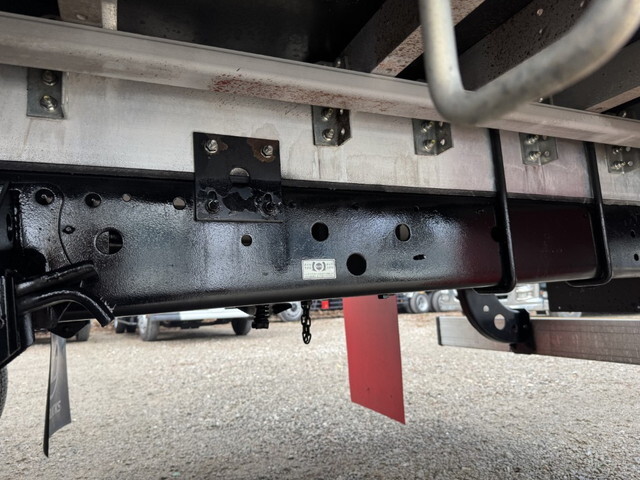 UDトラックスコンドルアルミウイング中型（4t）[写真29]