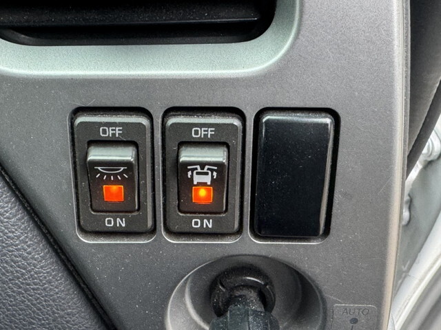 UDトラックスコンドルアルミウイング中型（4t）[写真06]