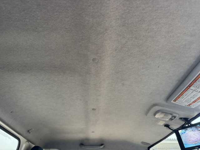 三菱ふそうキャンター保冷バン小型（2t・3t）[写真06]