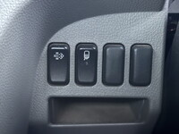 三菱ふそうキャンター平ボディ小型（2t・3t）[写真18]