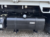 三菱ふそうキャンター平ボディ小型（2t・3t）[写真23]