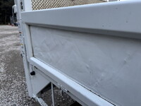 三菱ふそうキャンター平ボディ小型（2t・3t）[写真39]