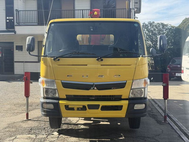 三菱ふそうキャンタークレーン3段小型（2t・3t）[写真20]