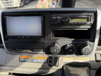 三菱ふそうキャンタークレーン3段小型（2t・3t）[写真35]