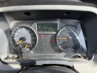 三菱ふそうキャンタークレーン3段小型（2t・3t）[写真38]