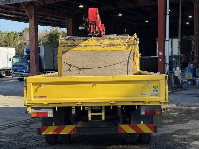 三菱ふそうキャンタークレーン3段小型（2t・3t）[写真05]