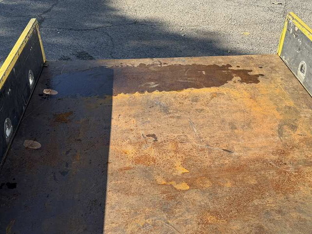 三菱ふそうキャンタークレーン3段小型（2t・3t）[写真09]