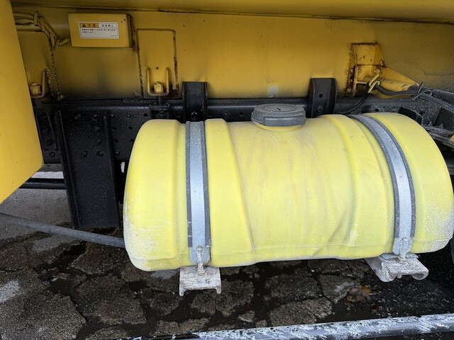 三菱ふそうキャンターパッカー車（塵芥車）小型（2t・3t）[写真26]