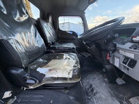 三菱ふそうキャンターパッカー車（塵芥車）小型（2t・3t）[写真34]