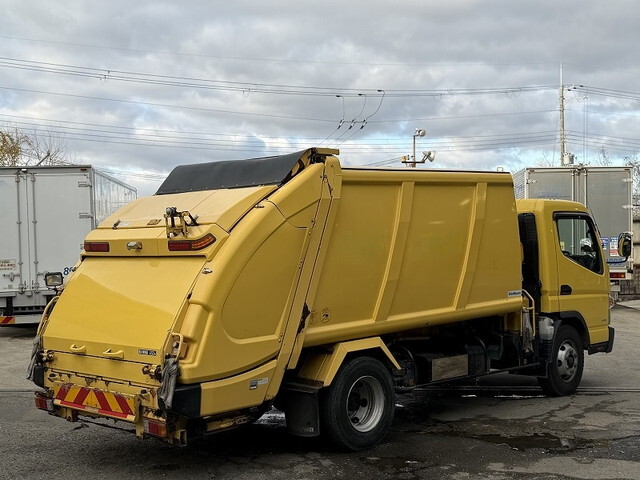 三菱ふそうキャンターパッカー車（塵芥車）小型（2t・3t）[写真04]