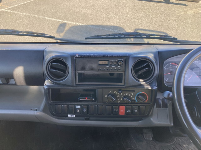 日野デュトロクレーン4段小型（2t・3t）[写真35]