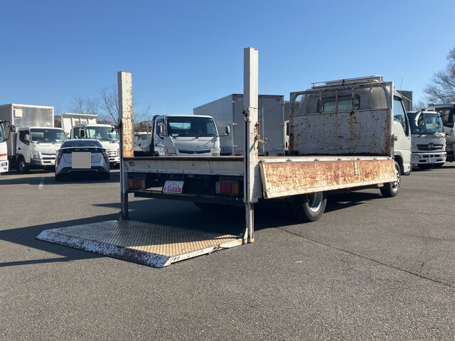 いすゞエルフ平ボディ小型（2t・3t）[写真12]