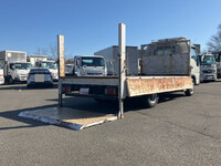 いすゞエルフ平ボディ小型（2t・3t）[写真13]