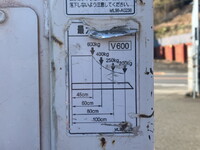 いすゞエルフ平ボディ小型（2t・3t）[写真17]