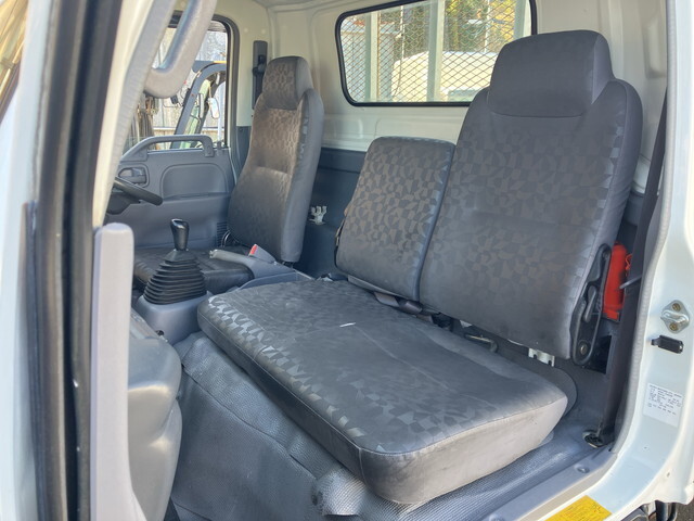 いすゞエルフ平ボディ小型（2t・3t）[写真30]