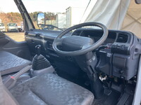 いすゞエルフ平ボディ小型（2t・3t）[写真33]