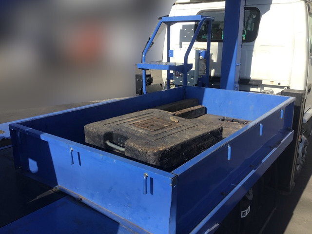 いすゞエルフ高所作業車小型（2t・3t）[写真12]