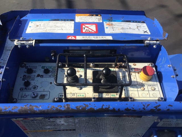 いすゞエルフ高所作業車小型（2t・3t）[写真22]