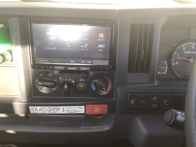 いすゞエルフ高所作業車小型（2t・3t）[写真36]