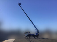 いすゞエルフ高所作業車小型（2t・3t）[写真07]