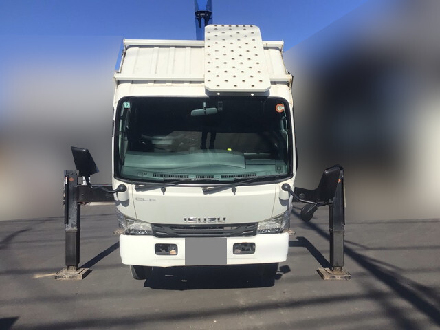 いすゞエルフ高所作業車小型（2t・3t）[写真09]