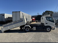 日野デュトロローダーダンプ小型（2t・3t）[写真06]