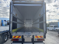 いすゞギガ冷凍車（冷蔵車）大型（10t）[写真27]