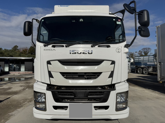 いすゞギガ冷凍車（冷蔵車）大型（10t）[写真04]